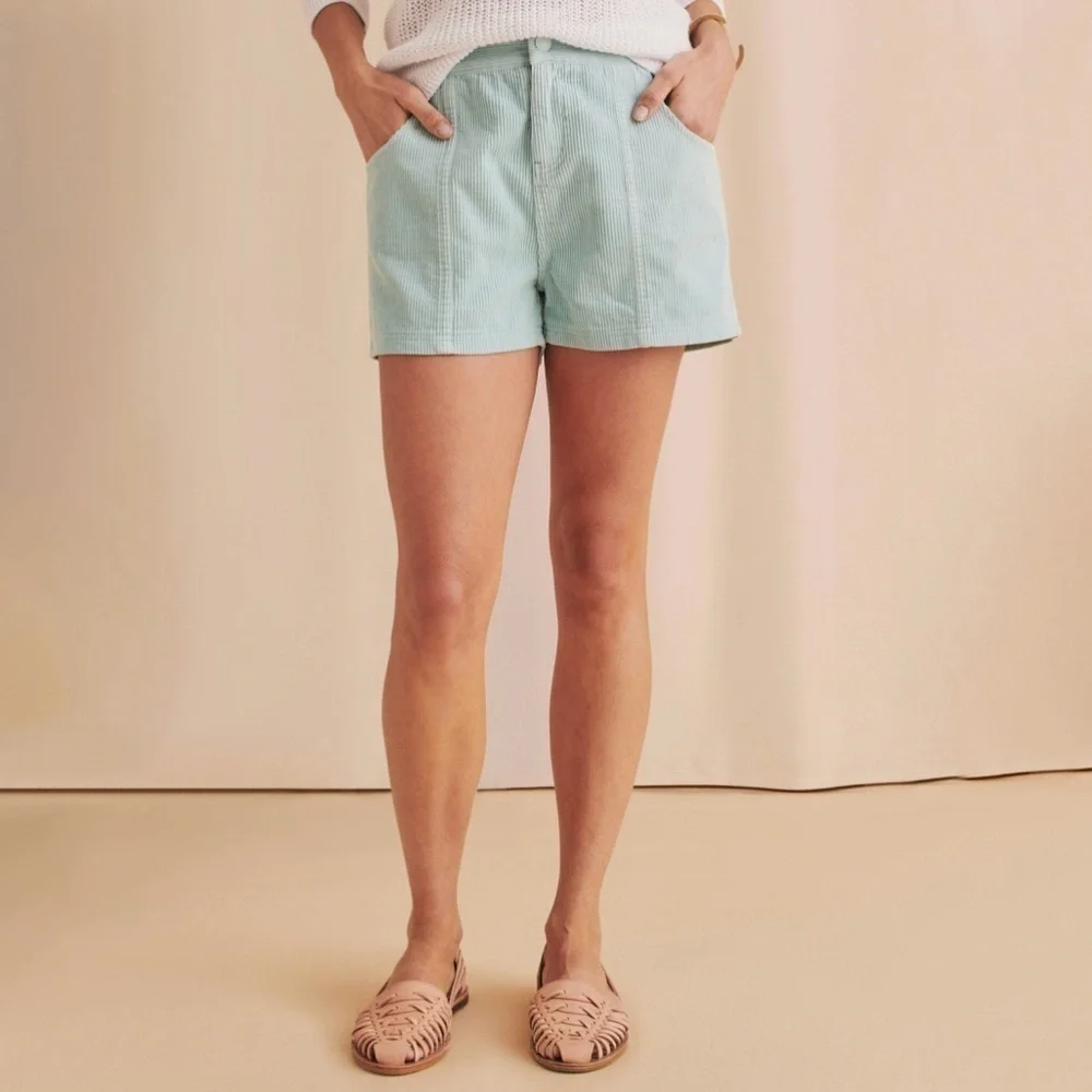 NWT Faherty Sleepaway Corduroy Shorts in Mist Blue